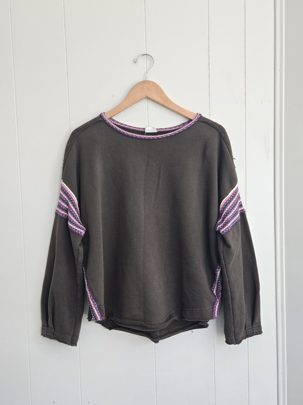 NATURAL LIFE Women's Oversized  Knit Trim Sweatshirt -Size M